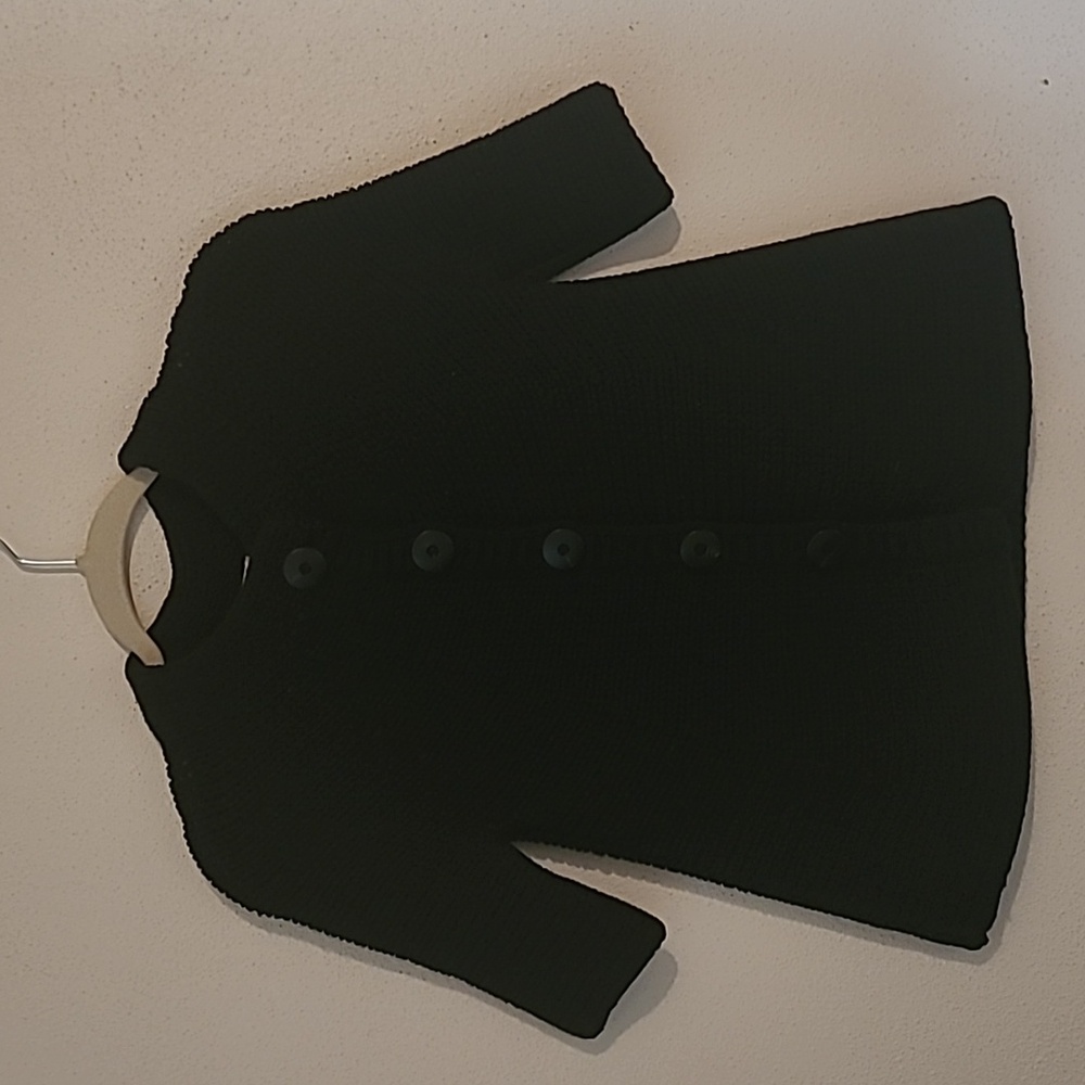 Vince XS elbow length black button down sweater